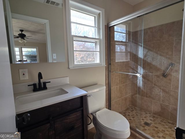 606 Viewpoint Drive, Jackson, GA 30233