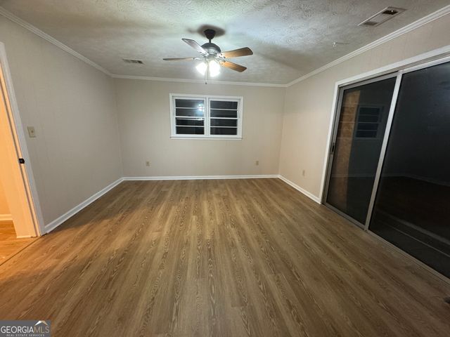 606 Viewpoint Drive, Jackson, GA 30233