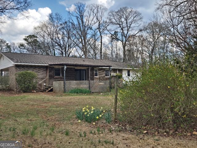 606 Viewpoint Drive, Jackson, GA 30233