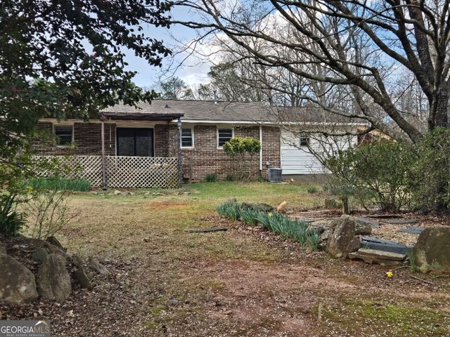 606 Viewpoint Drive, Jackson, GA 30233