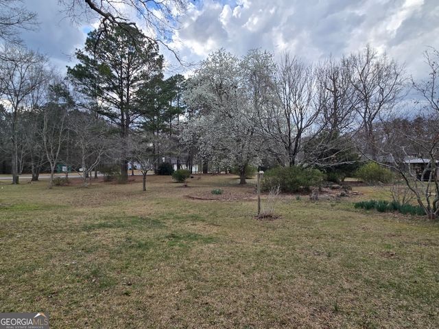 606 Viewpoint Drive, Jackson, GA 30233