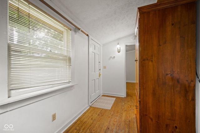 1125 E 8th Street, Anderson, IN 46012