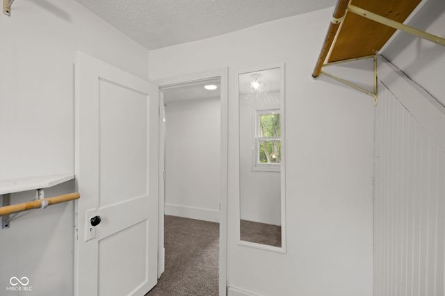 1125 E 8th Street, Anderson, IN 46012