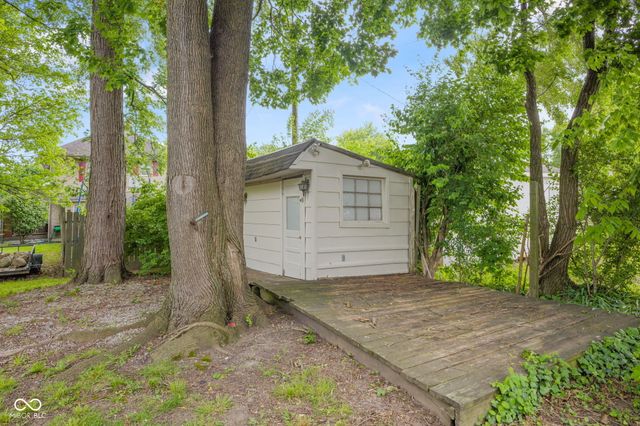 1125 E 8th Street, Anderson, IN 46012