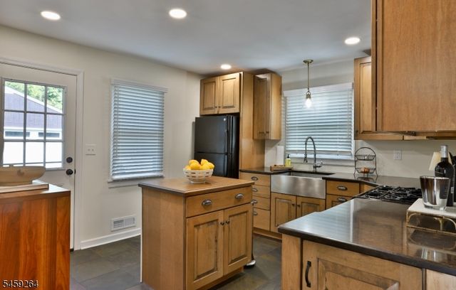 2288 Camplain Rd, Hillsborough Twp., NJ 08844