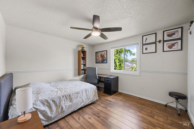 915 S Camas Street, Nampa, ID 83686