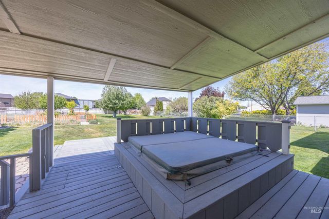 915 S Camas Street, Nampa, ID 83686