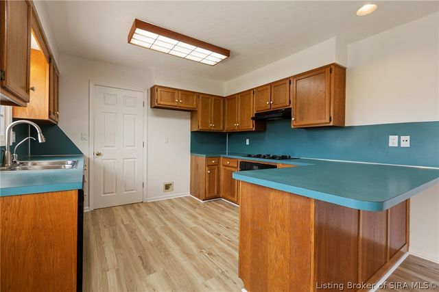 3504 Blockade Drive, Jeffersonville, IN 47130