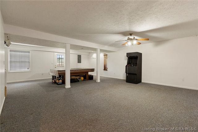 3504 Blockade Drive, Jeffersonville, IN 47130