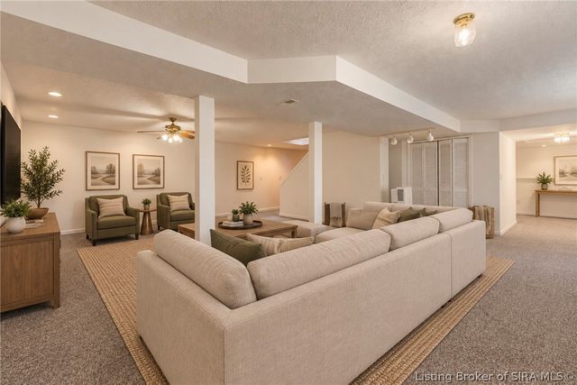 3504 Blockade Drive, Jeffersonville, IN 47130