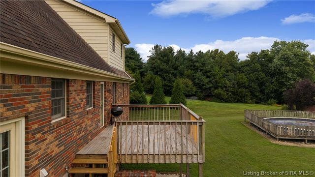 3504 Blockade Drive, Jeffersonville, IN 47130