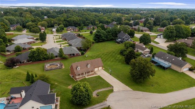 3504 Blockade Drive, Jeffersonville, IN 47130