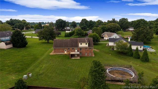 3504 Blockade Drive, Jeffersonville, IN 47130