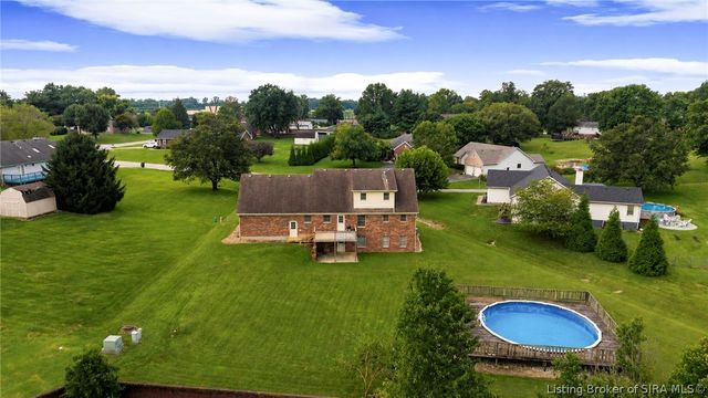 3504 Blockade Drive, Jeffersonville, IN 47130