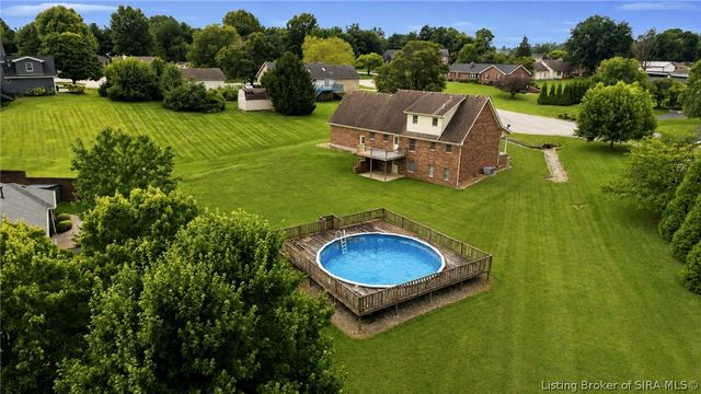 3504 Blockade Drive, Jeffersonville, IN 47130