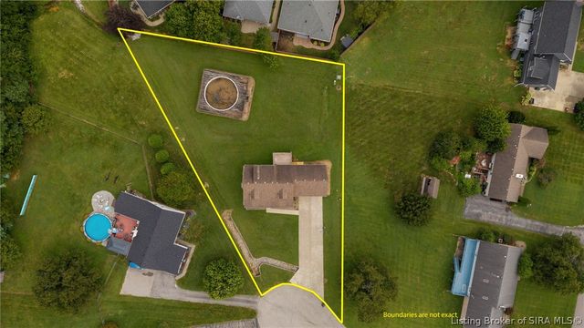 3504 Blockade Drive, Jeffersonville, IN 47130