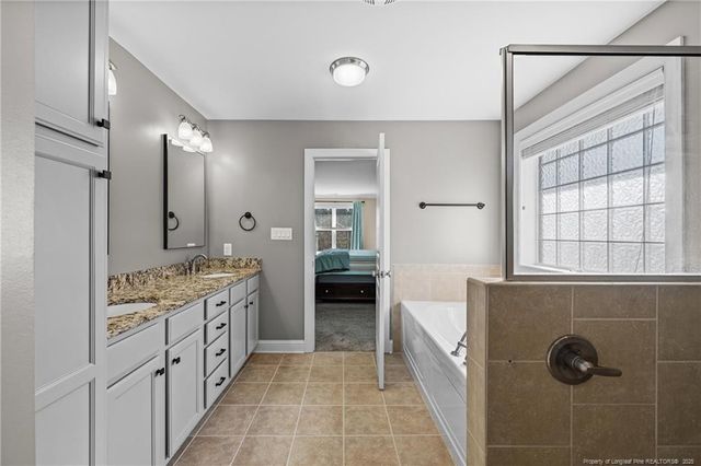 4116 Fallberry Drive, Fayetteville, NC 28306