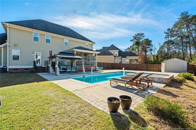 4116 Fallberry Drive, Fayetteville, NC 28306