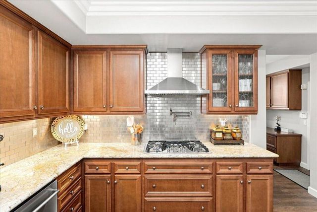 6752 Meriwether Court, Alta Loma, CA 91701