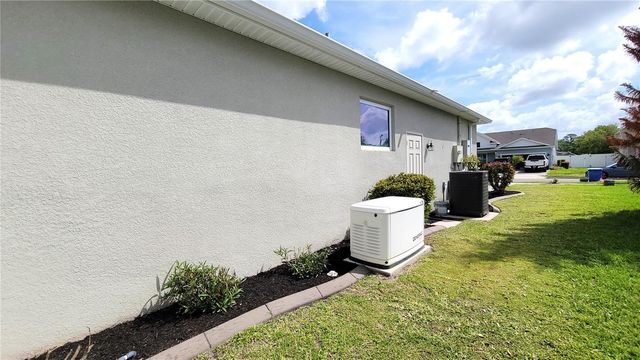 600 SUGAR RIDGE DR, Deland, FL 32720