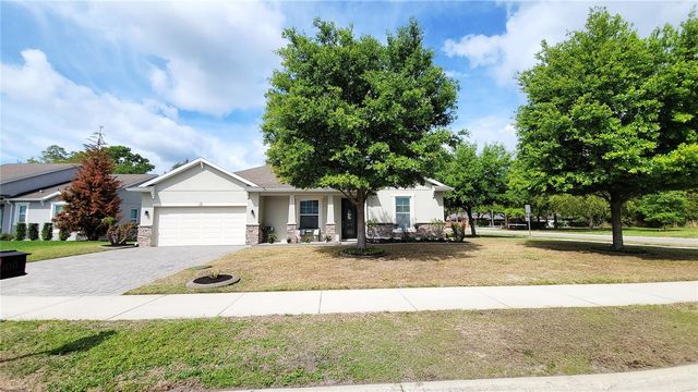 600 SUGAR RIDGE DR, Deland, FL 32720