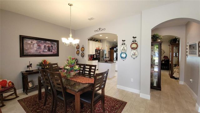 600 SUGAR RIDGE DR, Deland, FL 32720