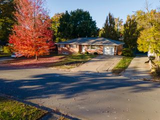 2515 BRAEMORE RD, Columbia, MO 65203