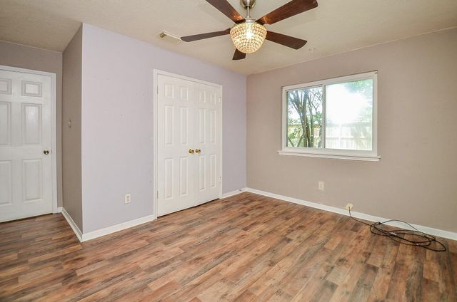 4521 W Columbary Drive, Rosenberg, TX 77471