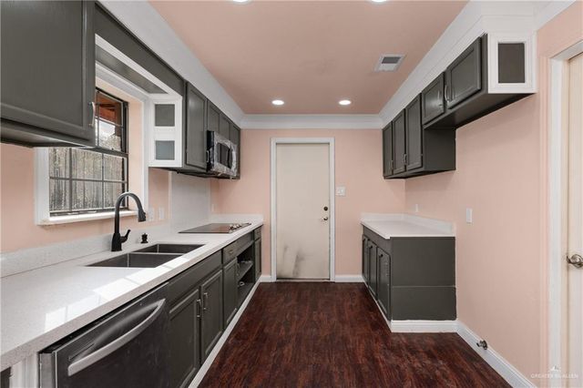 1320 Valle Verde Drive, Mercedes, TX 78570