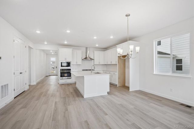 6389 Hidden River Avenue, Loveland, CO 80538