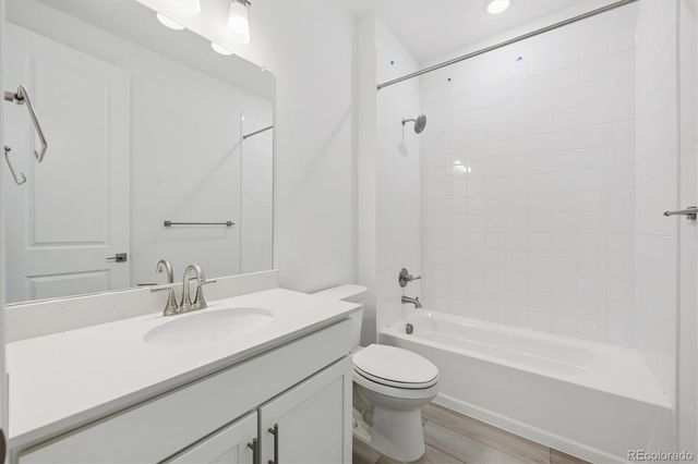 6389 Hidden River Avenue, Loveland, CO 80538