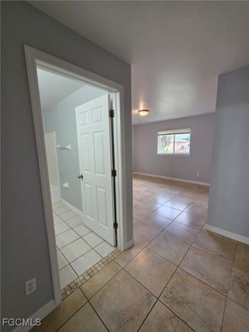 2502 Park RD, Lehigh Acres, FL 33971