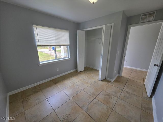 2502 Park RD, Lehigh Acres, FL 33971