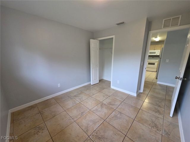 2502 Park RD, Lehigh Acres, FL 33971