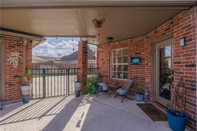 7501 Lourdes St, Corpus Christi, TX 78414