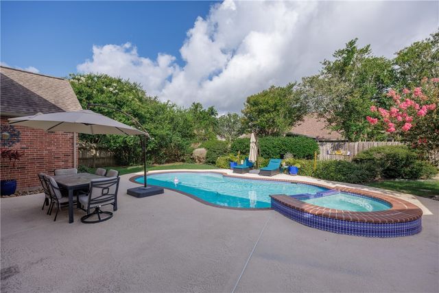 7501 Lourdes St, Corpus Christi, TX 78414