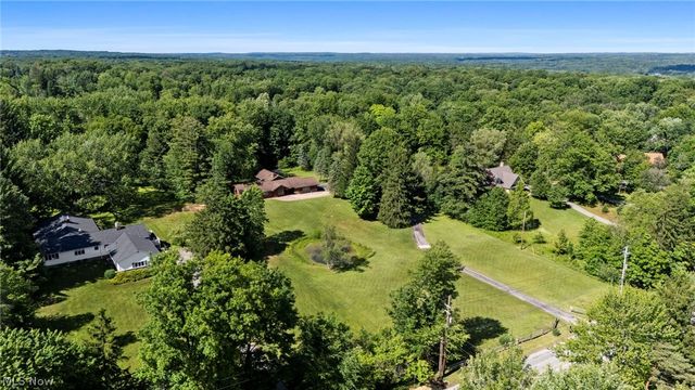 34995 Miles Road, Moreland Hills, OH 44022