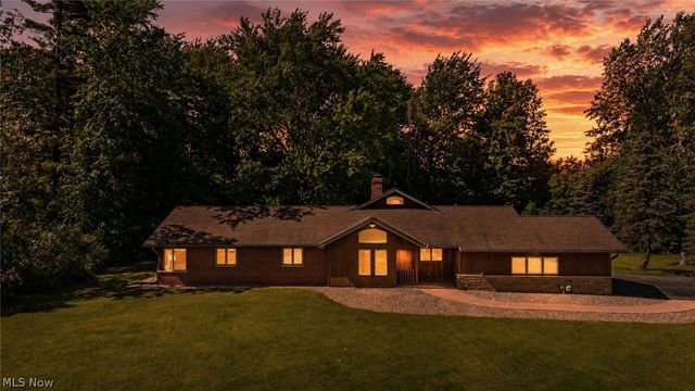 34995 Miles Road, Moreland Hills, OH 44022