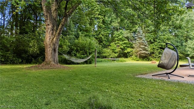 34995 Miles Road, Moreland Hills, OH 44022