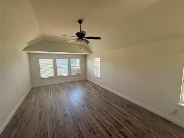 1079 Canterbury Lane, Forney, TX 75126
