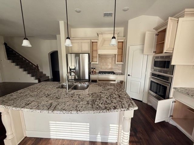 1079 Canterbury Lane, Forney, TX 75126