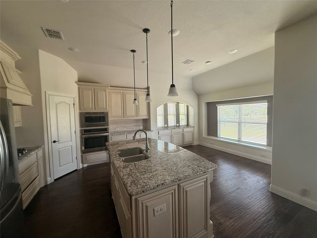 1079 Canterbury Lane, Forney, TX 75126