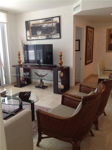 801 Brickell Key Blvd 1004, Miami, FL 33131