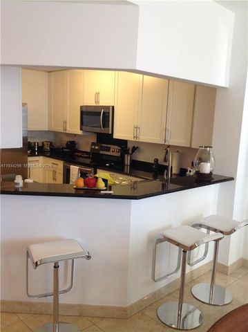 801 Brickell Key Blvd 1004, Miami, FL 33131