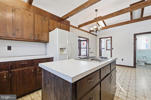 67 COLUMBIA AVE, Hopewell, NJ 08525