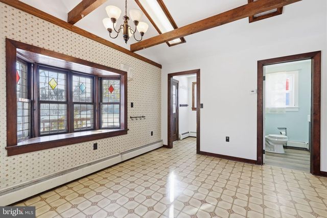 67 COLUMBIA AVE, Hopewell, NJ 08525