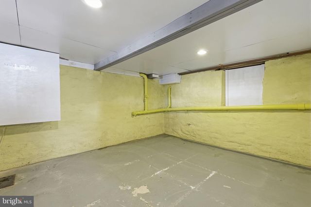 67 COLUMBIA AVE, Hopewell, NJ 08525