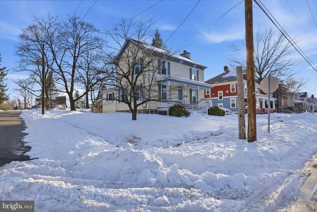 67 COLUMBIA AVE, Hopewell, NJ 08525