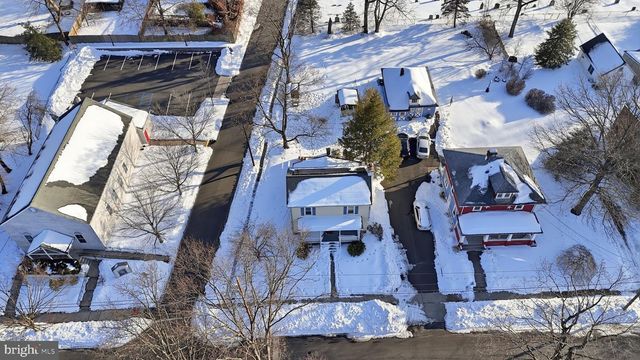 67 COLUMBIA AVE, Hopewell, NJ 08525