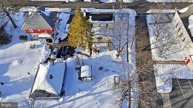 67 COLUMBIA AVE, Hopewell, NJ 08525